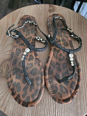 Jessica Simpson Leopard Print T-Strap Sandals with Black Straps